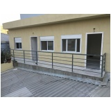 segurança e design em corrimão de inox